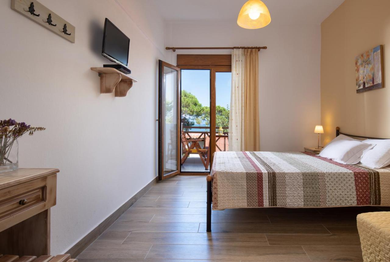 Akti House Psarogiannis Apartments & Studios Вурвуру Экстерьер фото