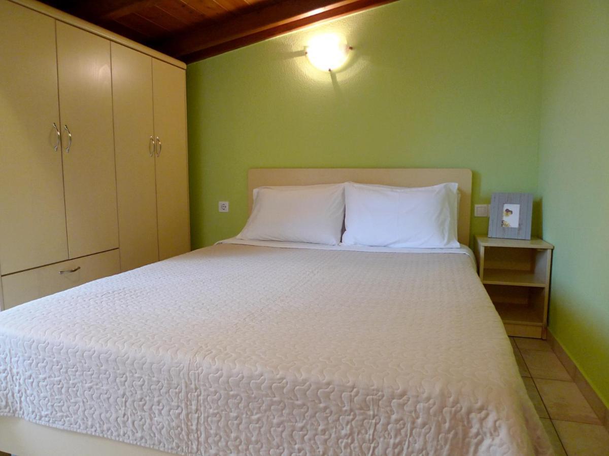 Akti House Psarogiannis Apartments & Studios Вурвуру Экстерьер фото
