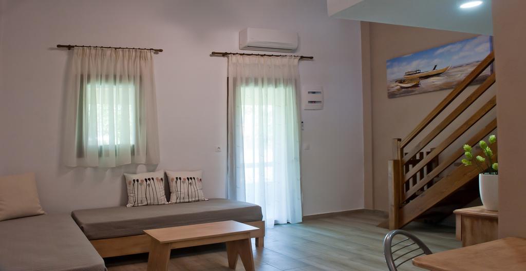 Akti House Psarogiannis Apartments & Studios Вурвуру Экстерьер фото