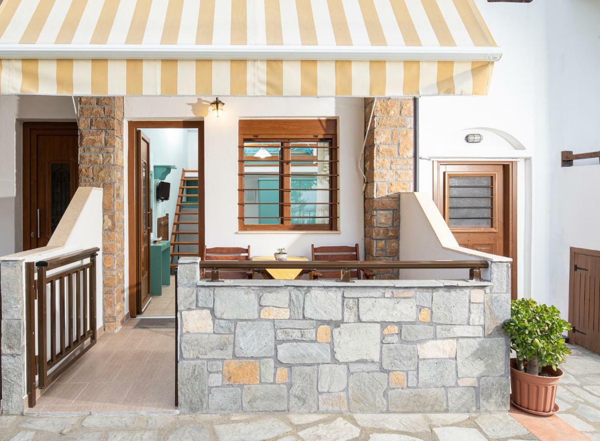 Akti House Psarogiannis Apartments & Studios Вурвуру Экстерьер фото